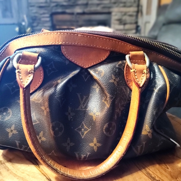 Louis Vuitton Handbags - Louis Vuitton Rehab Vintage Tivoli from France